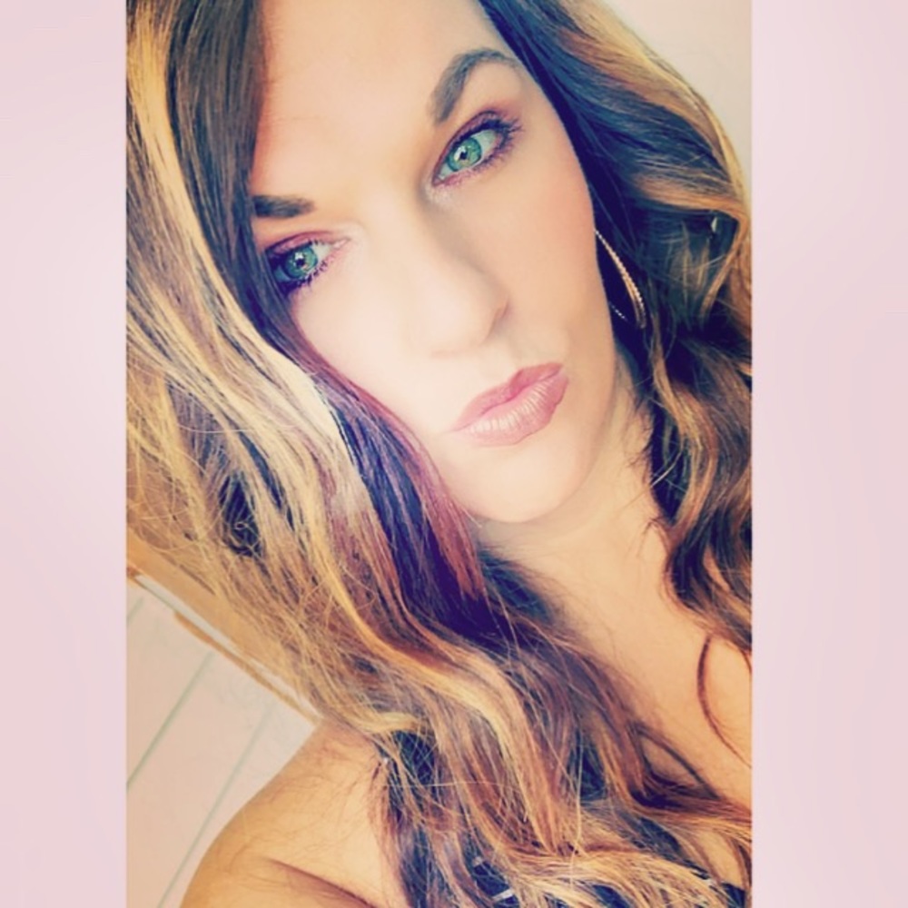 Meet your Posher, Rebecca